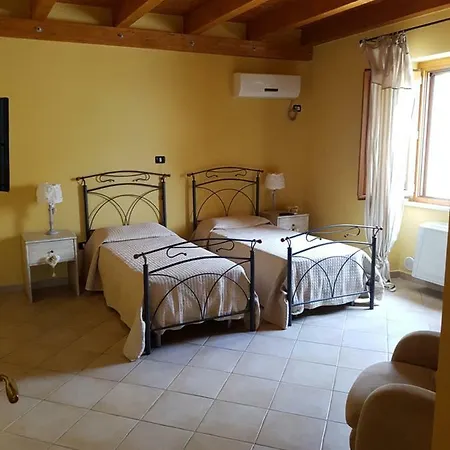 Borgo Santa Lucia *