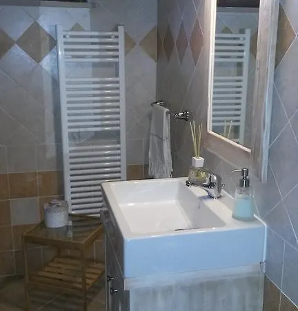 Borgo Santa Lucia Farm stay *