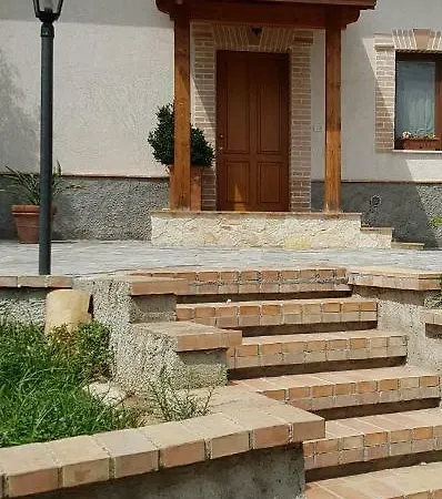 Borgo Santa Lucia Agroturismo *